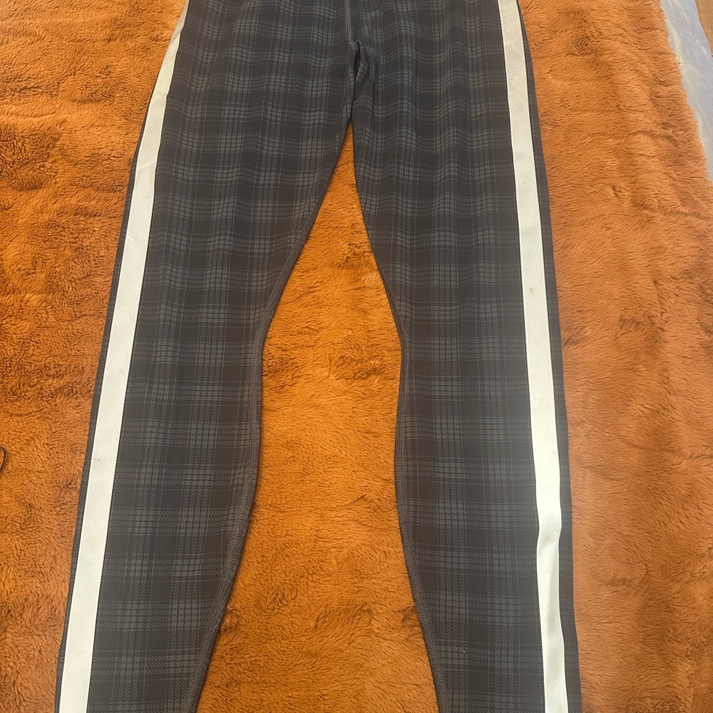 ALO Yoga Gray Plaid Leggings